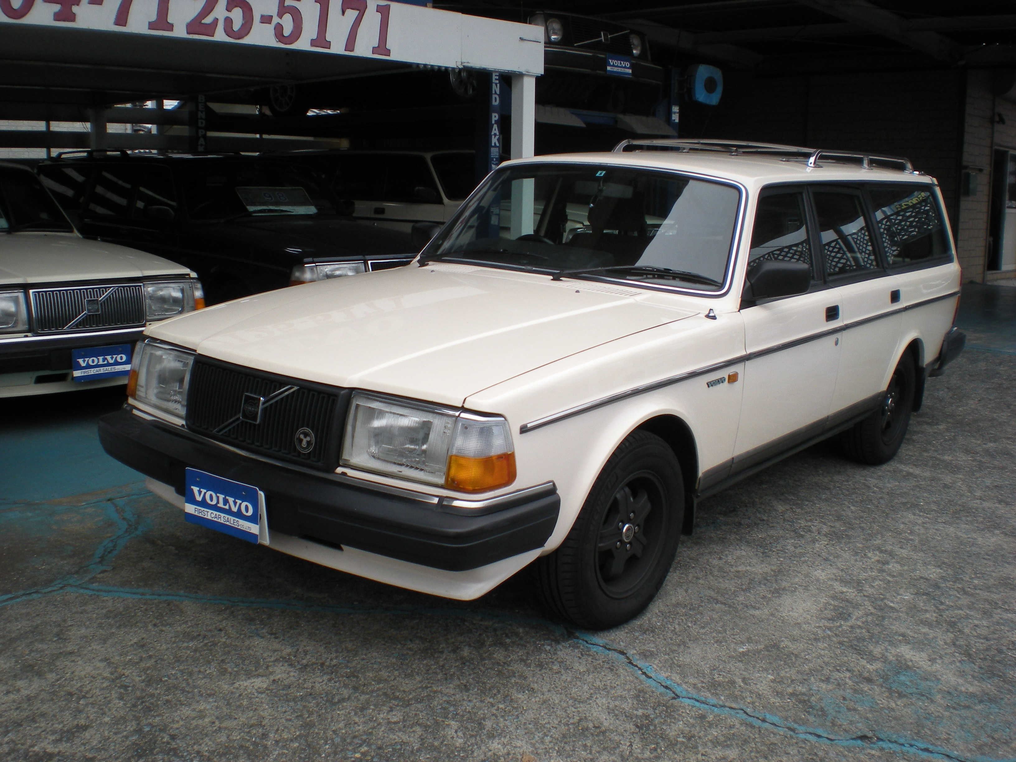 部品販売 | ボルボ240の整備、販売、修理、カスタムは千葉のファースト